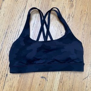 Lululemon sport bra NEVER WORN